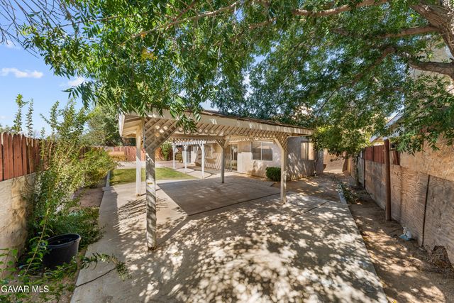 45311 Century Circle, Lancaster, CA 93535