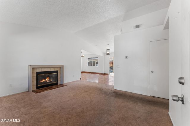 45311 Century Circle, Lancaster, CA 93535