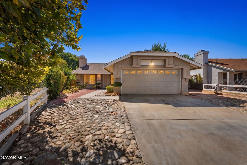45311 Century Circle, Lancaster, CA 93535