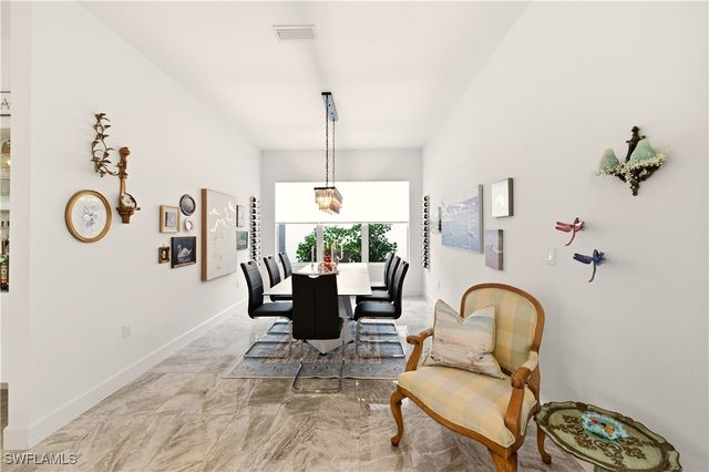 11899 Gardenia AVE, Naples, FL 34120