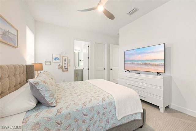 11899 Gardenia AVE, Naples, FL 34120