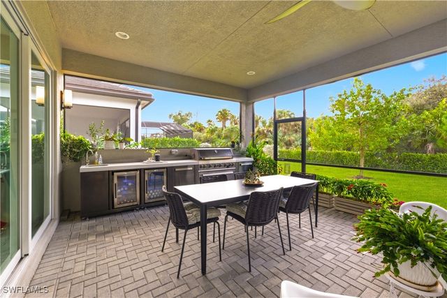 11899 Gardenia AVE, Naples, FL 34120