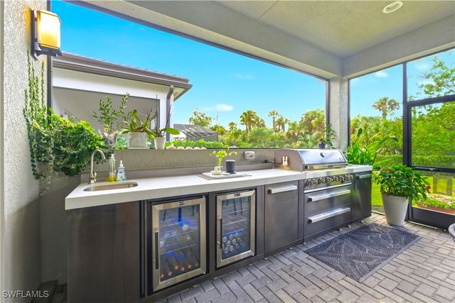 11899 Gardenia AVE, Naples, FL 34120