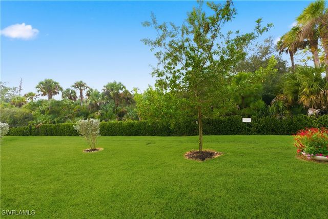 11899 Gardenia AVE, Naples, FL 34120