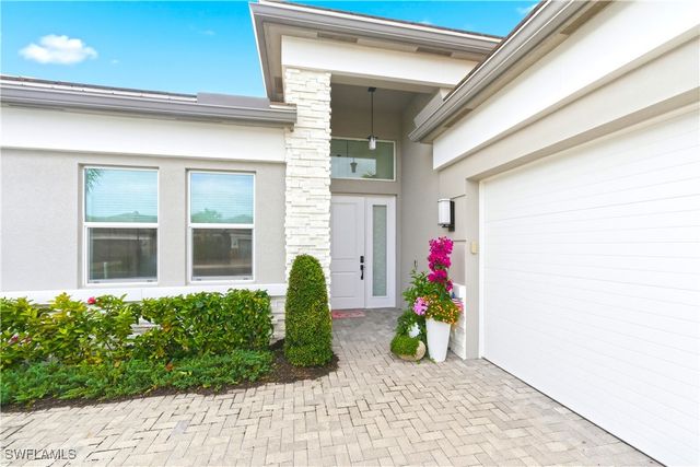 11899 Gardenia AVE, Naples, FL 34120