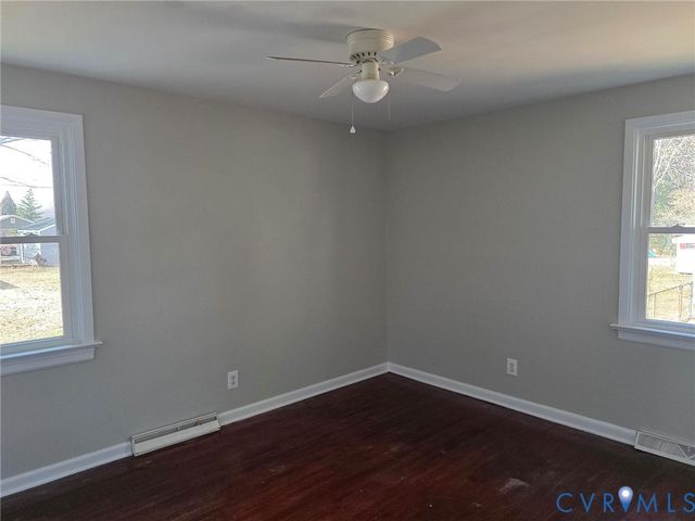 7979 Kenmore Dr, Mechanicsville, VA 23111