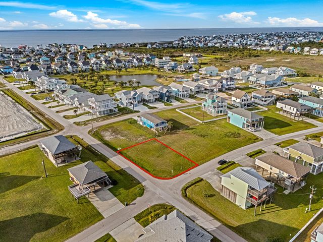 22910 Camino Street, Galveston, TX 77554