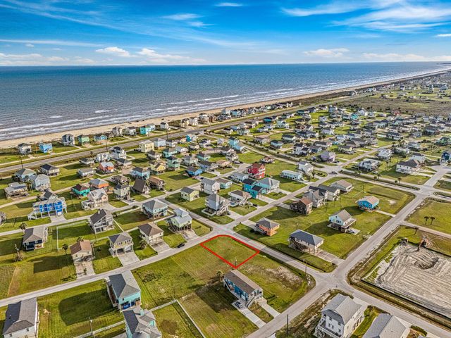 22910 Camino Street, Galveston, TX 77554