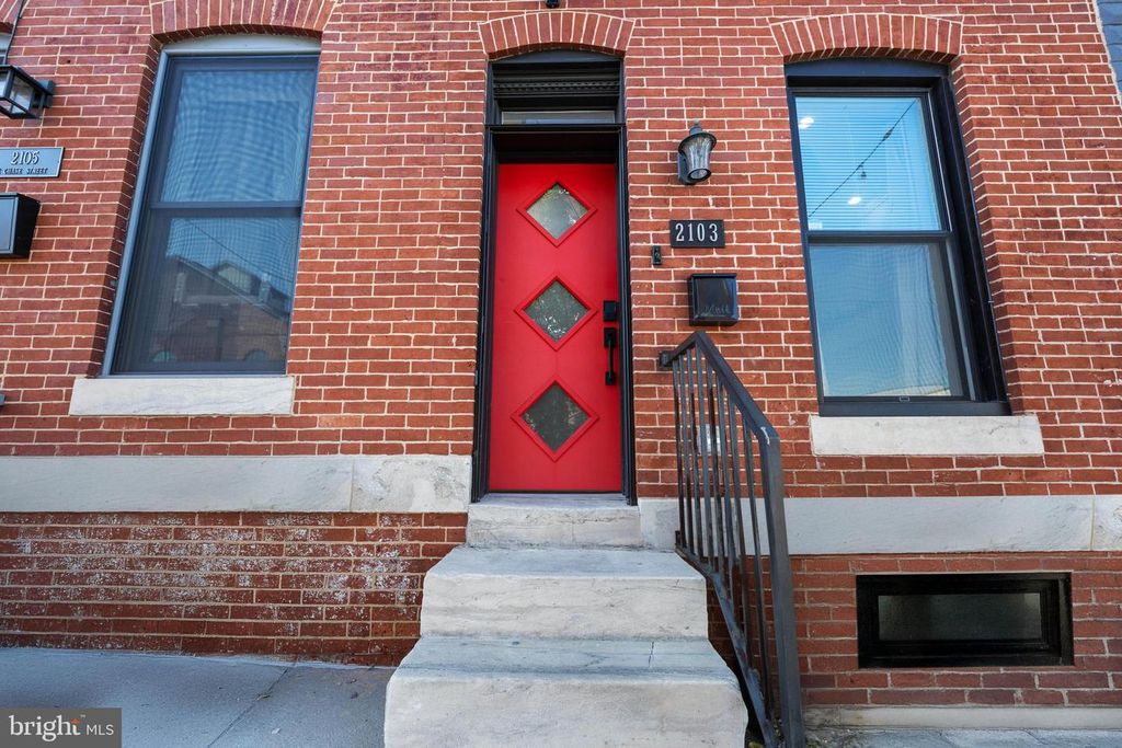 Image 2 of property listing at 2103 E CHASE ST, Baltimore, MD 21213