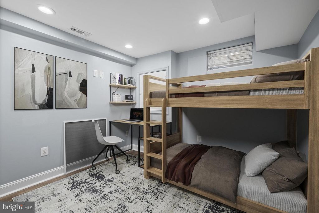 Image 26 of property listing at 2103 E CHASE ST, Baltimore, MD 21213