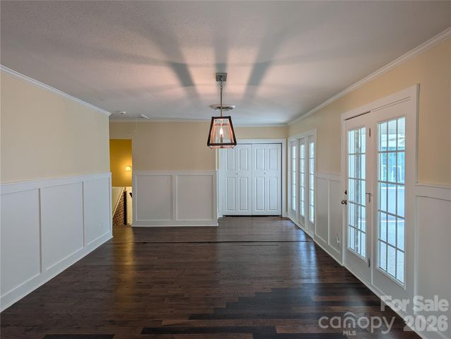 220 Augusta Drive, Statesville, NC 28625