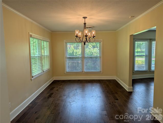 220 Augusta Drive, Statesville, NC 28625