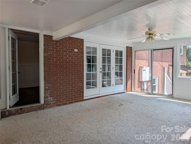 220 Augusta Drive, Statesville, NC 28625
