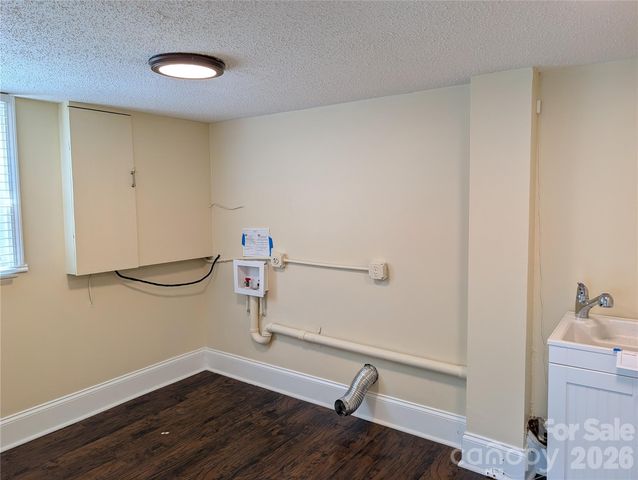 220 Augusta Drive, Statesville, NC 28625