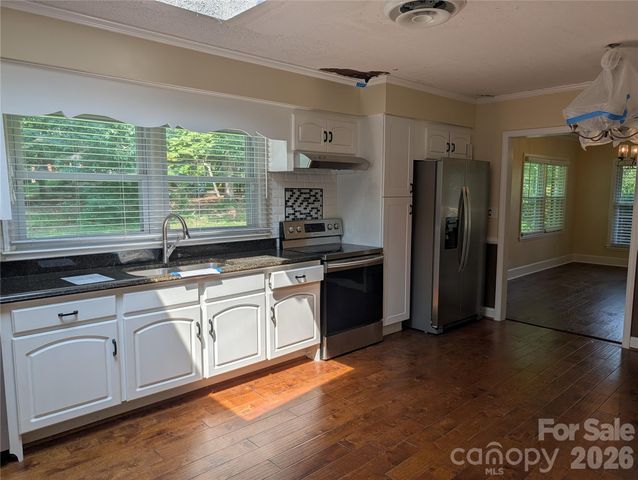 220 Augusta Drive, Statesville, NC 28625