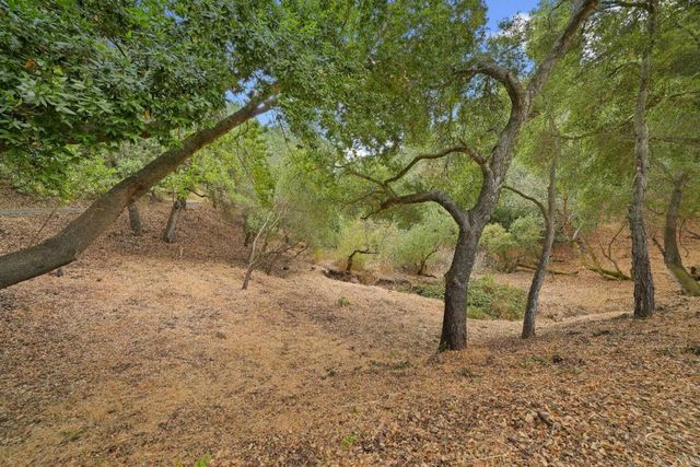 15397 Kennedy Road, Los Gatos, CA 95032