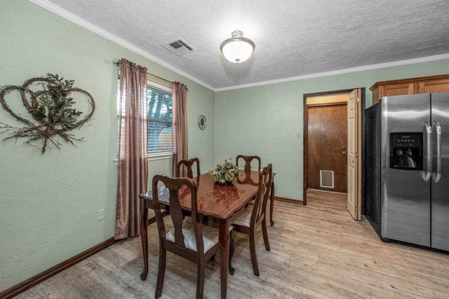 7210 NW Hunter Rd, Lawton, OK 73505