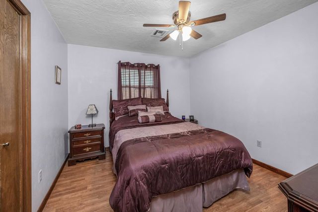 7210 NW Hunter Rd, Lawton, OK 73505