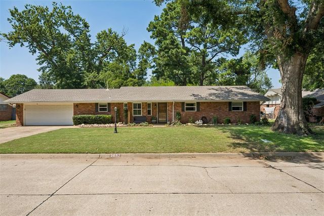 2657 Brentwood Drive, Norman, OK 73069