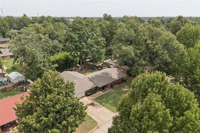2657 Brentwood Drive, Norman, OK 73069