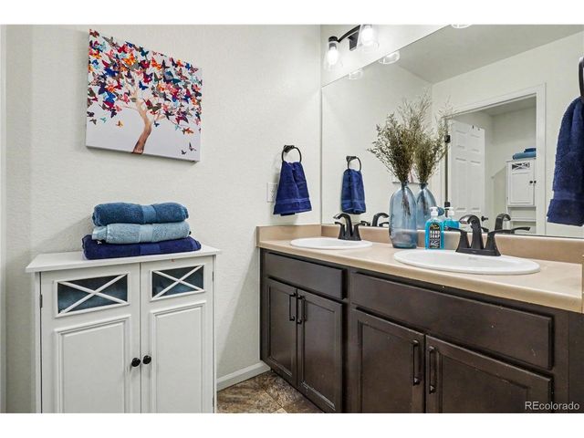 4452 S Ukraine Ct, Aurora, CO 80015