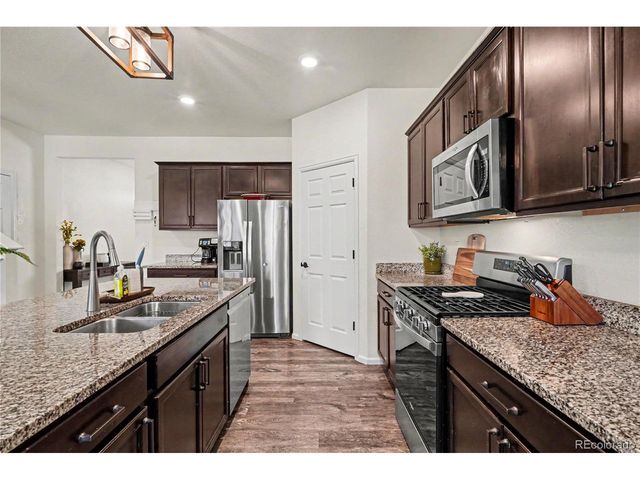 4452 S Ukraine Ct, Aurora, CO 80015
