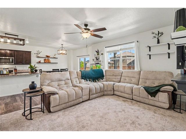 4452 S Ukraine Ct, Aurora, CO 80015