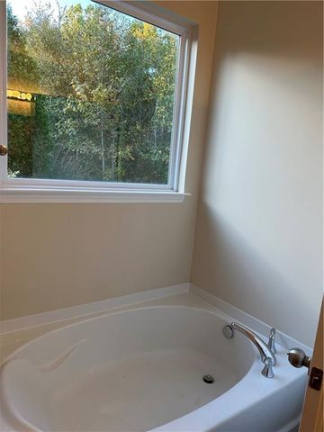 1064 Kelso Lane, Burlington, NC 27215