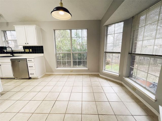 204 Cripple Creek RD, Cedar Park, TX 78613