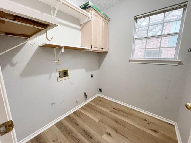 204 Cripple Creek RD, Cedar Park, TX 78613