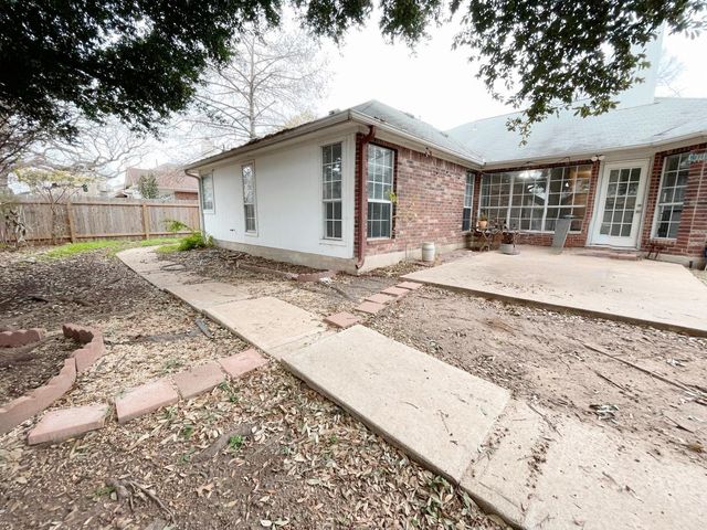 204 Cripple Creek RD, Cedar Park, TX 78613