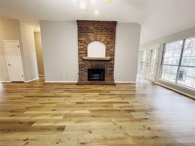 204 Cripple Creek RD, Cedar Park, TX 78613