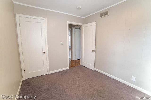 2420 Brockton Avenue, Royal Oak, MI 48067