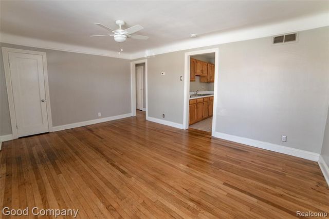 2420 Brockton Avenue, Royal Oak, MI 48067