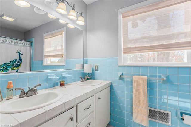 267 Winsom Road, Kernersville, NC 27284