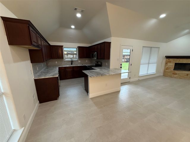 3802 Juniper Court, Granbury, TX 76048