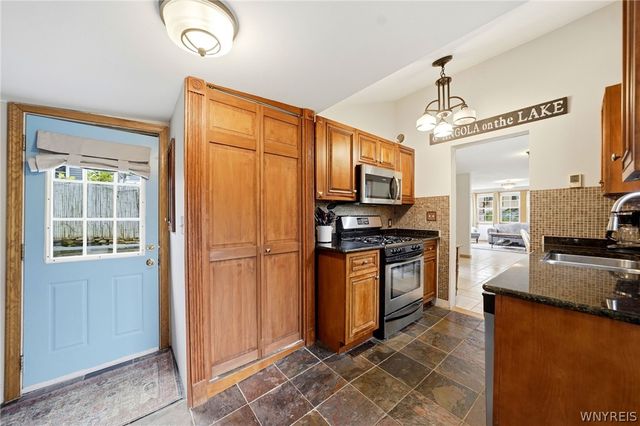629 Seymour, Evans, NY 14006