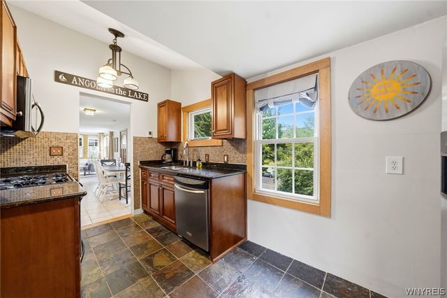 629 Seymour, Evans, NY 14006