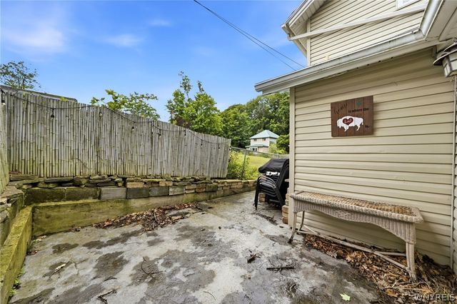 629 Seymour, Evans, NY 14006