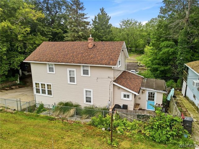 629 Seymour, Evans, NY 14006