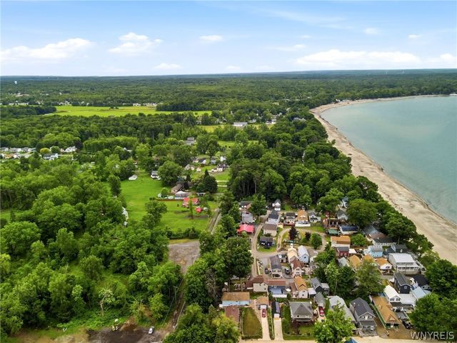 629 Seymour, Evans, NY 14006