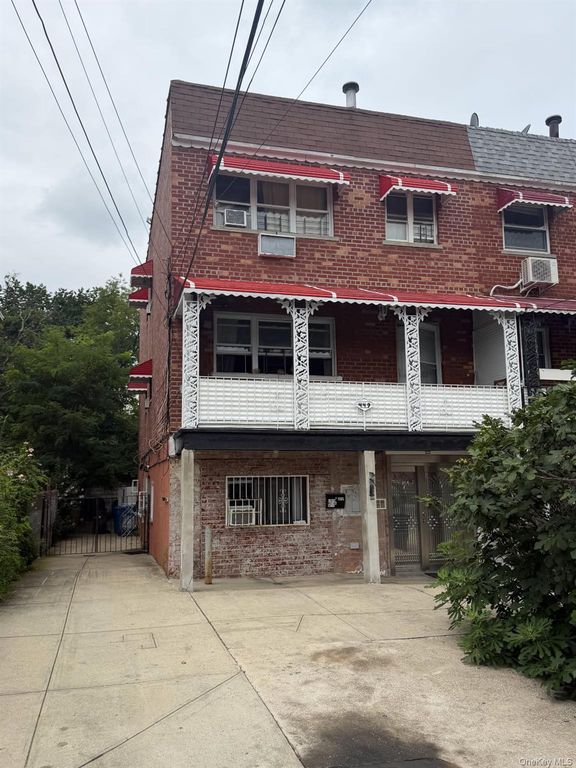 449 Castle Hill Avenue, Bronx, NY 10473 — exterior