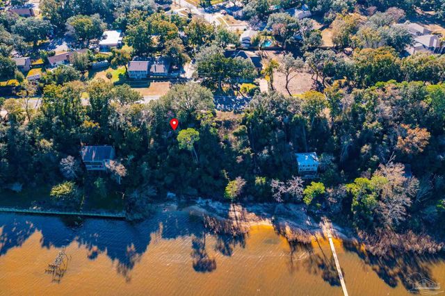 8750 Scenic Hwy, Pensacola, FL 32514