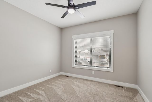 9923 Watermeadow Circle, Johnston, IA 50131