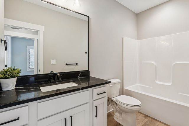 9923 Watermeadow Circle, Johnston, IA 50131