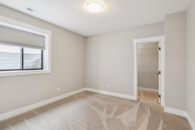 9923 Watermeadow Circle, Johnston, IA 50131