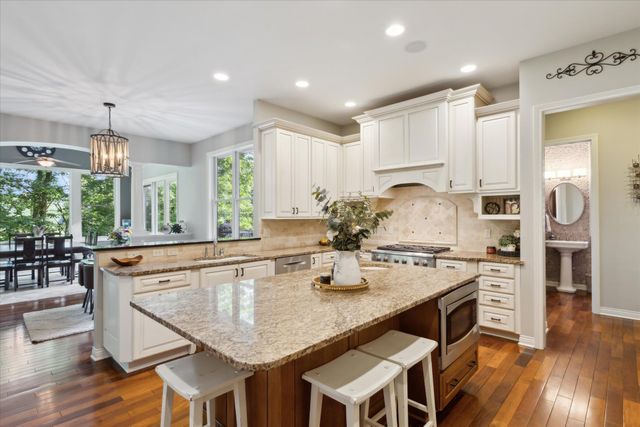 6621 Hidden Lake Circle, Richland, MI 49083