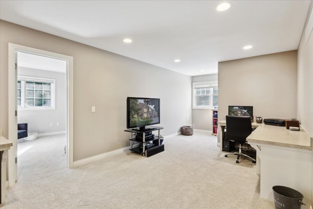 6621 Hidden Lake Circle, Richland, MI 49083