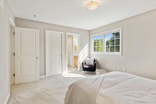 6621 Hidden Lake Circle, Richland, MI 49083