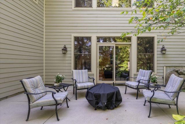 6621 Hidden Lake Circle, Richland, MI 49083